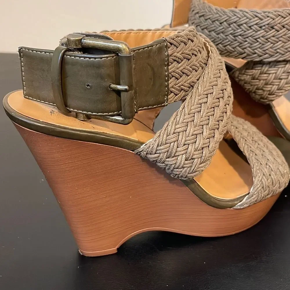 Nine West Womens Marlon Platform Heels‎ Wedge Woven Sandals Olive Green Size 6.5